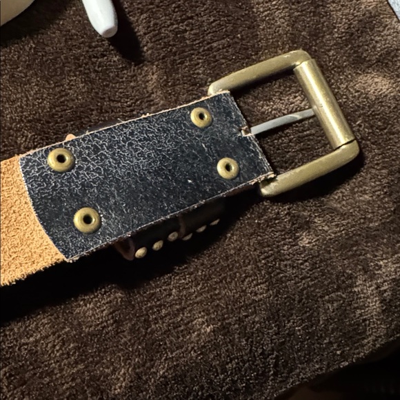 Beautiful Ed Hardy Floral Purple Leather Belt with Gold Studs - Picture 10 of 12